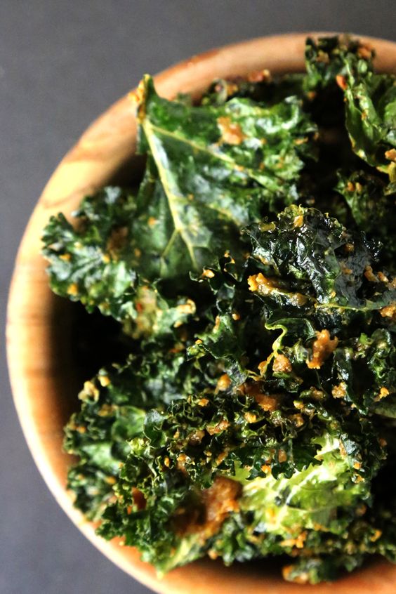 Pregnant: Kale Chips