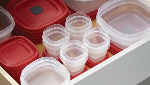 Kitchen Organization: Container Drawer