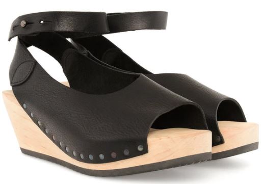 Summer Shoes: Sandals