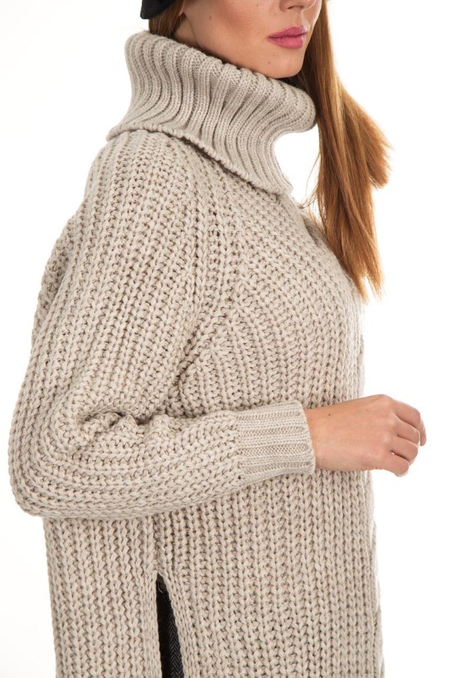 Wardrobe Staples: Chunky Wool Sweater