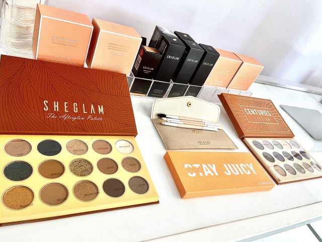 Shein: eyeshadow palette