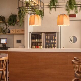 Wine Fridge: restaurant counter with wine fridge