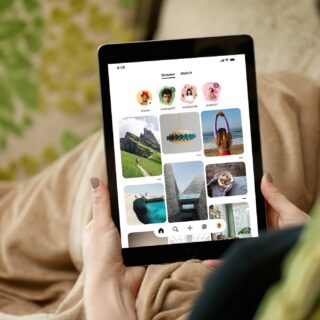 Pinterest Predicts: Woman on a tablet looking at Pinterest