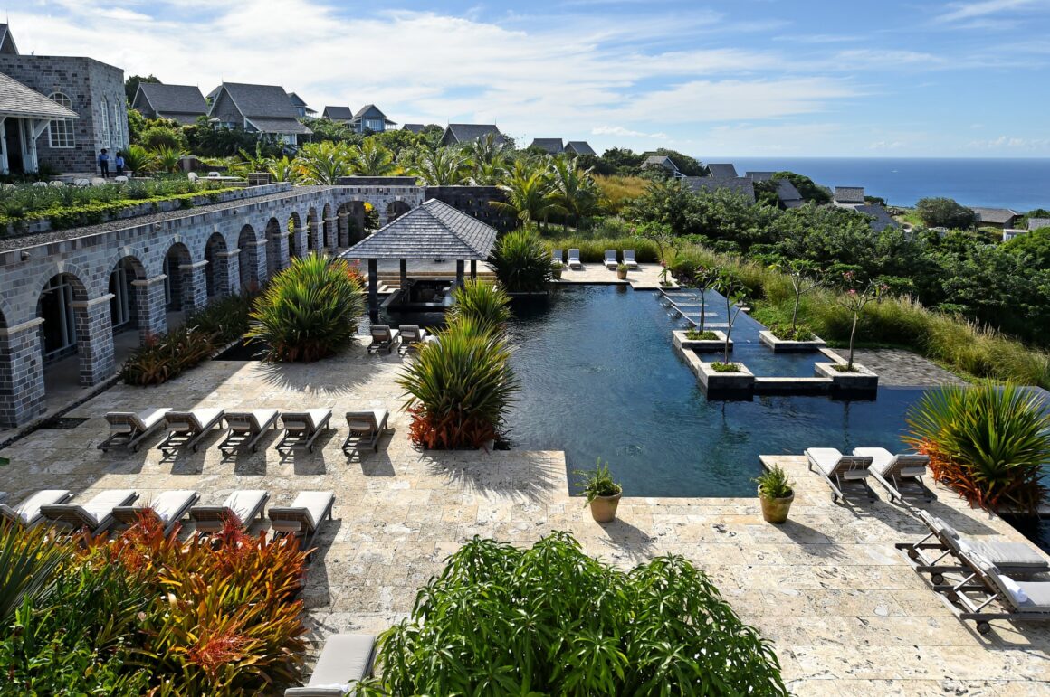 A Room With A View: Belle Mont Farm Resort - Vimarsana News