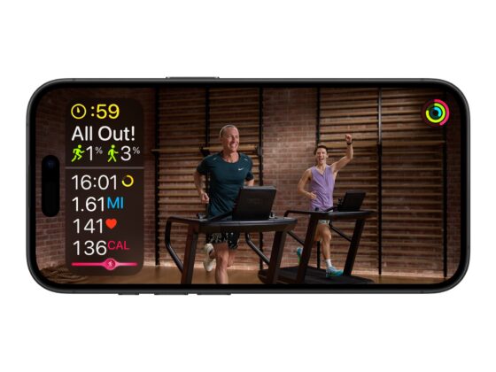 Global Running Day: Apple iPhone 16 on Fitness+ with a running workout
