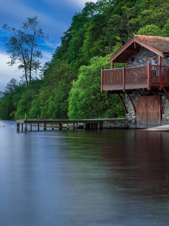 Vacation Home: Cottage on a lake