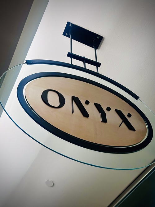 Nails.INC’s It’s Topless: ONYX Signage