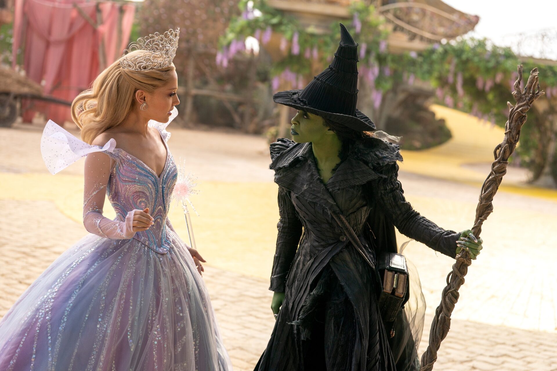 Wicked: For Good: Ariana Grande is Glinda and Cynthia Erivo is Elphaba