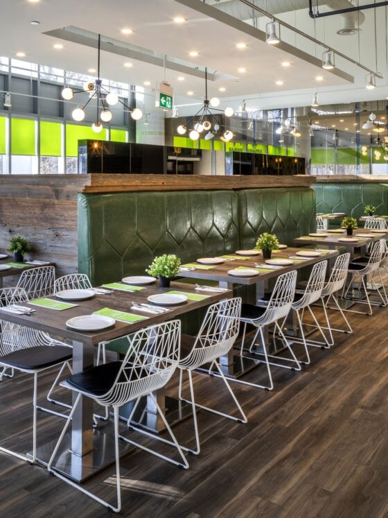 Vivo Avanti: Interior shot of seating area of the restaurant