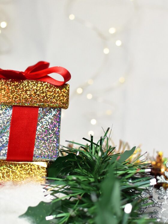 Last-Minute Gifts: Holiday gift next to garland