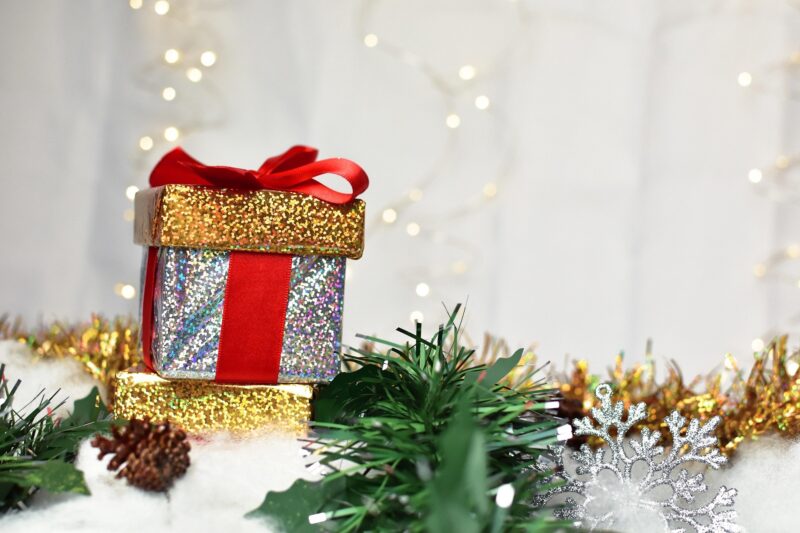 Last-Minute Gifts: Holiday gift next to garland