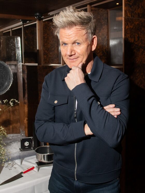 Linny's: Chef Gordon Ramsay at the restaurant with a HexClad chef's knife on the table behind him