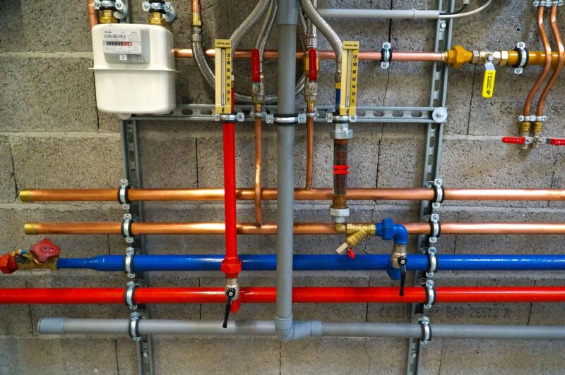 Plumbing Experts: Pipes and water heaters