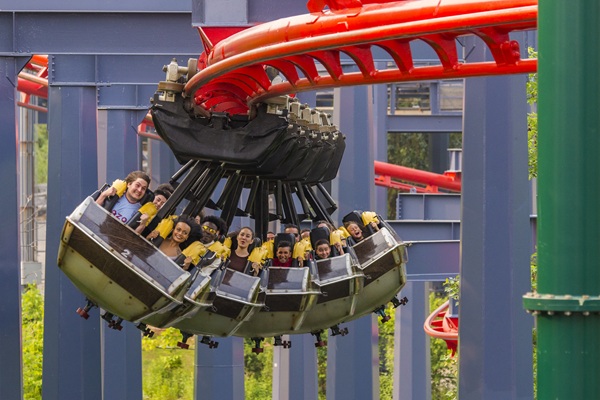 Canada's Wonderland: The Vortex Roller Coaster