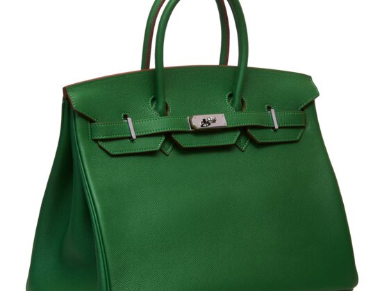 Handbags: Women's green leather handbag isolated on white background