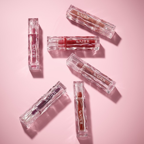 Lip Product: Group shot of all 6 shades of Watier Supreme Vinyl Lip Lacquer