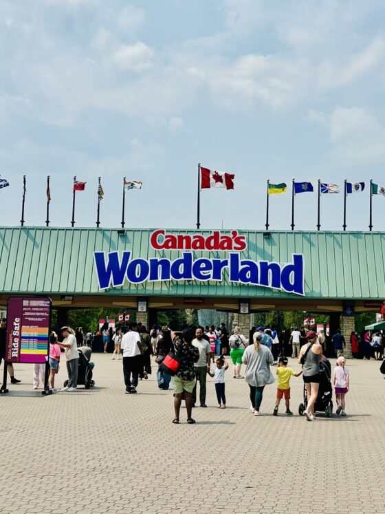 Canada's Wonderland: Main Park Entrance