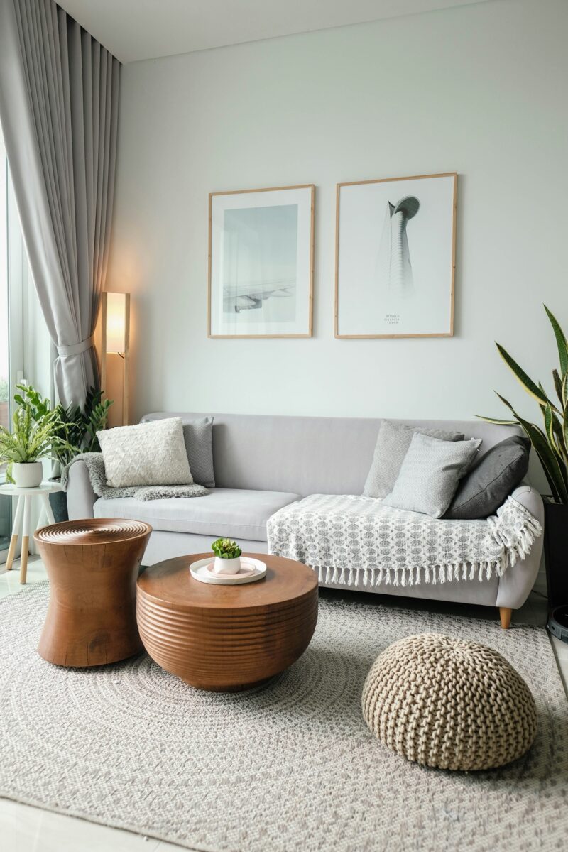 Guide to a Cleaner Home: Cozy living room shot with sofa and coffee tables