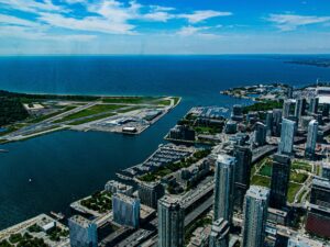 Online Gaming Resources: Toronto Skyline facing Lake Ontario