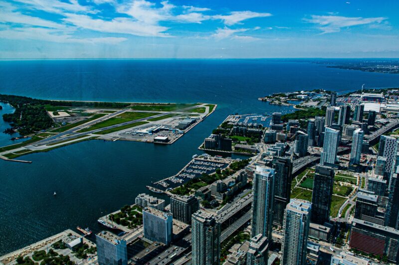 Online Gaming Resources: Toronto Skyline facing Lake Ontario